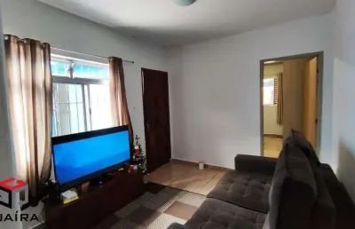 Casa térreo com 3 quartos, 2 vagas, no bairro dos casas