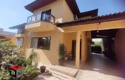 Sobrado à venda 5 quartos 3 suítes 8 vagas centro - são bernardo do campo - sp