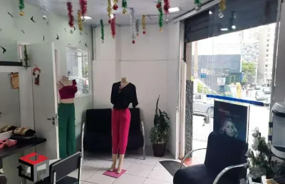 Loja comercial com charmoso apartamento na sobreloja à venda!