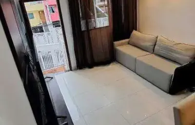 Ótimo sobrado no bairro vila alice em santo andré com 101m² de a.u. e 2 vagas. estuda permuta de imóvel de menor valor!