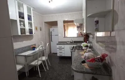 Sobrado com 2 dormitórios , 2 vagas -espaço para salão de cabelereiro ou estética - baeta neves