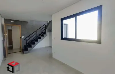 Cobertura com elevador, 2 quartos, suíte, sacada, perto do parque pignatari.