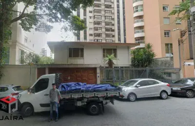 Casa com 3 quartos à venda na Rua Inajaroba, 156, Vila Nova Conceição, São Paulo