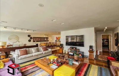 Maravilhoso e espaçoso apartamento reformado á venda com 226m² no jardim europa.