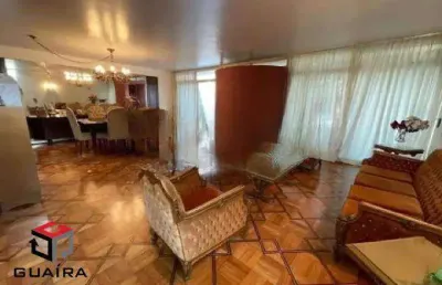 Espaçoso sobrado á venda com 600m² no planalto paulista.