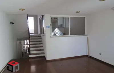 Sobrado comercial/residencial à venda – 380 m², garagem para 6 carros e 5 níveis