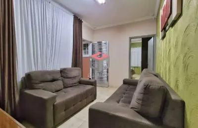 Casa com 2 quartos à venda na Rua Cisplatina, 739, Vila Pires, Santo André