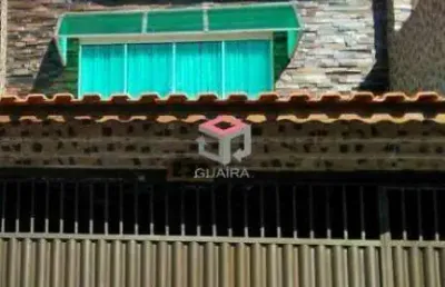 Sobrado na vila pires 3 suítes e 4 vagas - permuta por apto sem condomínio.