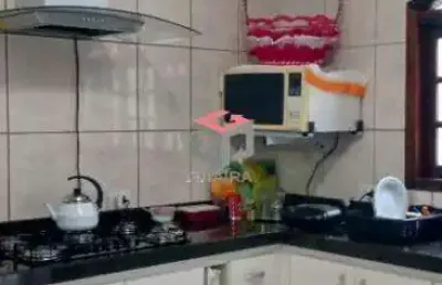 Sobrado com 180 m² localizado no bairro em piraporinha - diadema