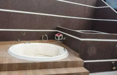 Linda cobertura com 2 quartos sendo uma suíte, 2 vagas, em santo andré.