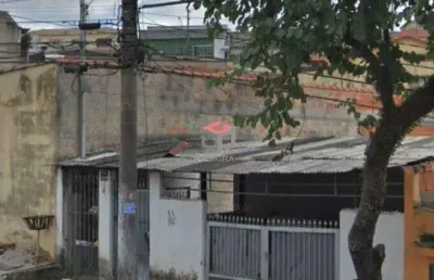 Casa com 208m² localizada na vila guarani em santo andré.
