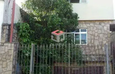 Sobrado de 163 m² localizado no bairro vitória em santo andré - sp