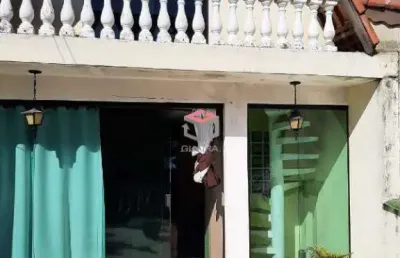 Sobrado amplo com 280 m² localizado no jardim anchieta em são bernardo do campo/sp.