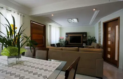 Sobrado com 183 m² localizado no bairro curuçá em santo andré.