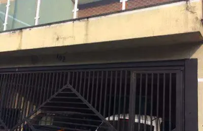 Sobrado de 279 metros no bairro dos casa em são bernardo do campo/sp.