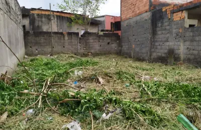 Terreno à venda na Rua João Carlos Targa Júnior, Jardim Cruzeiro, Mauá