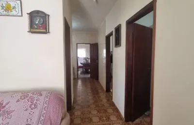 Casa a venda em suzano, são 02 lotes de 400m2 cada, com excelente localização