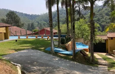Chácara a venda em suzano, com ´tima topograia e localização