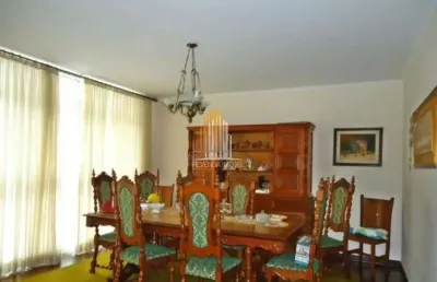Alto da lapa - casa de 400m² com quatro dormitórios (quatro suítes) e quatro vagas.