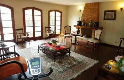 Sobrado residencial de 400m² com 3 dormitórios, 2 suítes, quintal, 3 vagas no morumbi - são paulo.