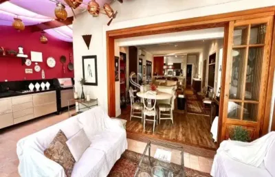 Casa assobradada em butantã de 300m² com 3 quartos suites e 3 vagas á venda