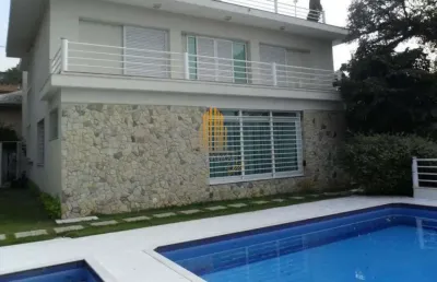 Casa sobrado à venda no pacaembú de 740m² com 4 dormitórios sendo 3 suítes e 9 vagas de garagem casa