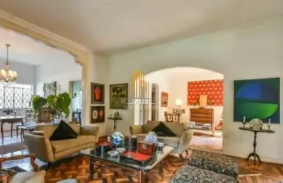 Casa térra com 3 dormitorios, 2 suítes, 2 salas, 4 banheiros, 4 vagas na região da vila madalena -sp