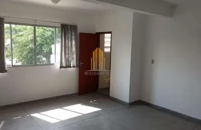 Casa térrea. 300m², 4 dormitórios, sendo 1 suíte, 2 vagas a venda no bairro da pompéia em são paulo.