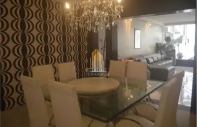 Sobrado residencia de 395m² possui 4 dorm (3 suítes), 3 salas e 3 vagas á venda na região vila sônia