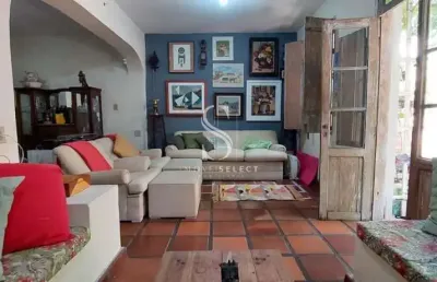 Casa residencial de 205m² em santo amaro com 3 dormitorios, 1 suite e 3 vagas de garagem