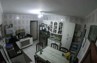 Cidade ademar - sobrado residencial de 125m² com 3 dormitórios, 1 suíte e 2 vagas.