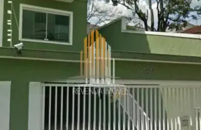 Sobrado residencial de 175m², possui 3 dorm sendo 3 suítes, 1 sala e 4 vagas, à venda na vila sônia.