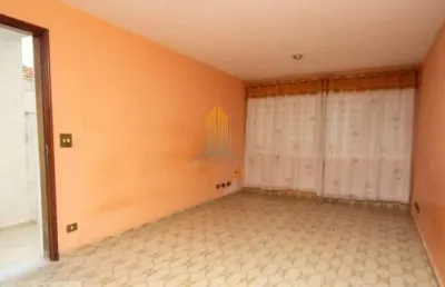 Vila sônia - casa assobradada de 156m² com 3 dormitórios (1 suite), 3 banheiros e 2 vagas.