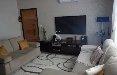 Sacomã - casa assobradada de 220m² com 3 quartos, 1 suite e 4 vagas á venda