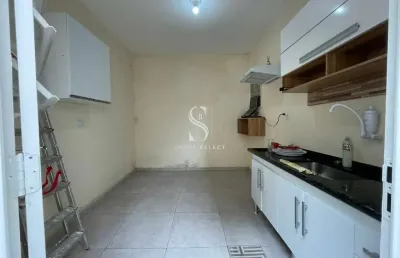 Sobrado residencial de 350m²  possui 3 dormitórios (2 suítes) 3 banheiros e 2 vagas á venda na saúde