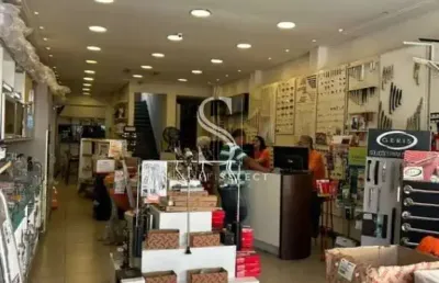 Pinheiros - prédio comercial com 303m² com 2 pavimentos, copa e 3 banheiros