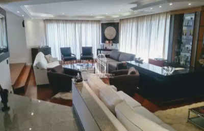 Edifício com 4 dormitorios, 2 suítes, 5 banheiros, 4 vagas de garagem na região da vila maraiana