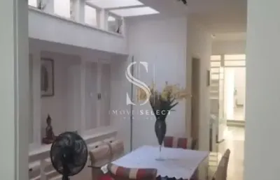 Vila mariana, casa comercial de 331m², 9 salas, 5 banheiros e 5 vagas à venda.