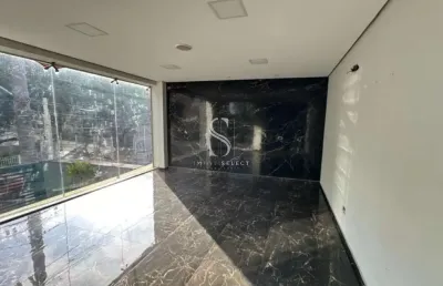 Água rasa, prédio comercial  de 600m²  com 10 salas e 6 vagas.