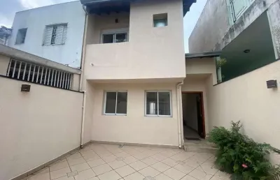 Mirandópolis, sobrado residencial de 156m² com 4 dormitórios, 3 suítes, 2 vagas.