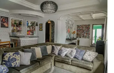 Vila campestre - terreno de 480m² com 2 casas com 6 dormitórios, 3 banheiros e 3 vagas