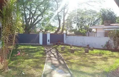 Indianópolis - casa de 800m² com 5 dormitórios (3 suites),4 banheiros e 4 vagas
