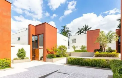Condomínio porto fino, casa à venda com 4 suítes, piscina e 5 vagas. conforto, sofisticação e lazer