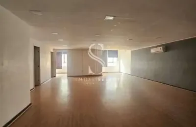 Edifício consórcio na república, conjunto comercial de 220m² com 3 salas, sem vaga.