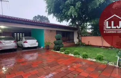 Casa com 6 quartos à venda no Bacacheri, Curitiba 