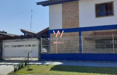 Sobrado alto padrão 50m da praia, com 4 suítes, 437m², à venda por r$ 2.200.000 - jardim capricórnio - caraguatatuba/sp