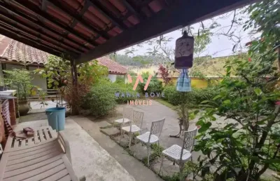 Casa a 300m da praia, 3 dormitórios à venda, 170m² por r$900.000 - barequeçaba - são sebastião/sp