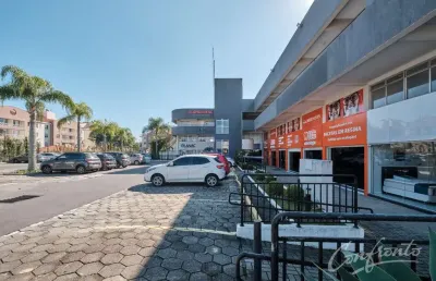 Sala comercial com 1 sala para alugar na avenida brasília, 6131, novo mundo, curitiba, 113 m2 por r$ 4.200