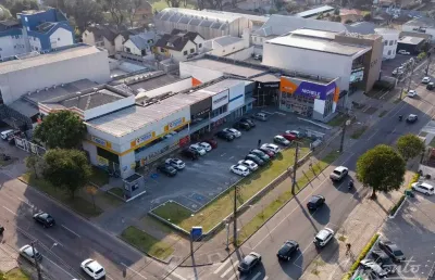 Ponto comercial para alugar na rua brigadeiro franco, 3746, rebouças, curitiba, 102 m2 por r$ 8.000