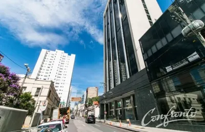 Sala comercial à venda na rua emiliano perneta, 466, centro, curitiba, 102 m2 por r$ 823.120